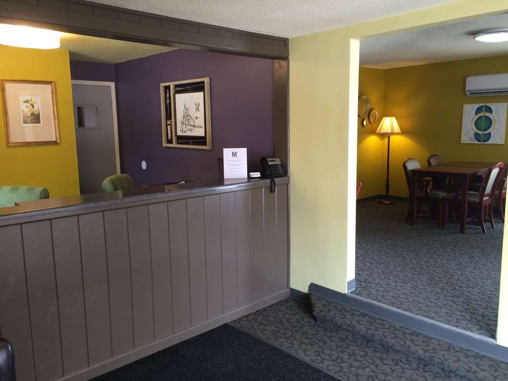 M Star Rapid City Interior photo