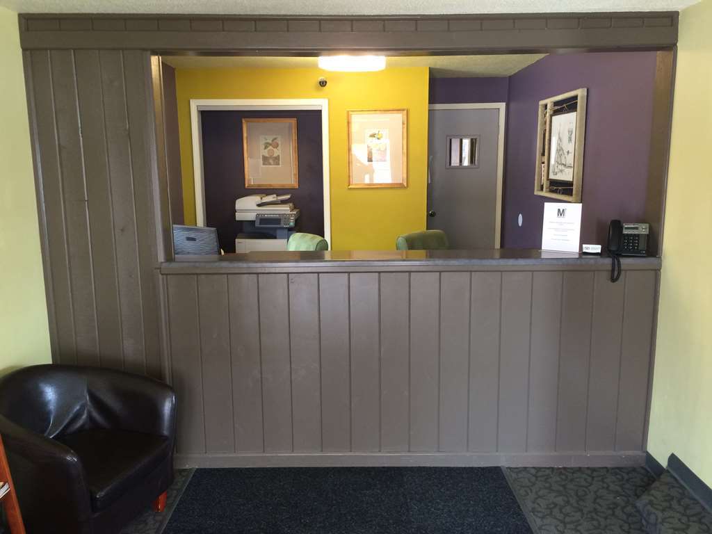 M Star Rapid City Interior photo